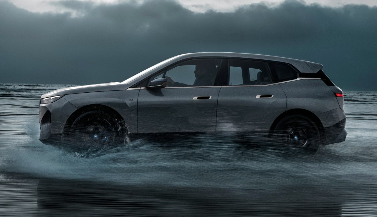 620 кінських сил: BMW представила перший електричний кросовер М-серії